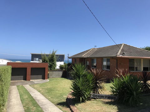 OCEAN VIEWS - Perths Hotel 0