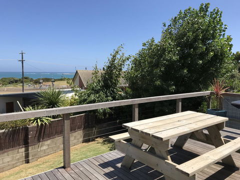 OCEAN VIEWS - Perths Hotel 2