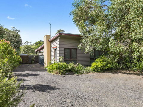 OCEANS 12 - ANGLESEA - Perths Hotel 0