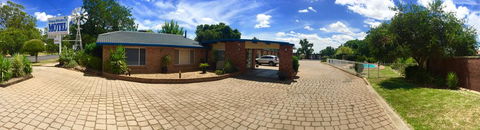 Orana Windmill Motel - Perths Hotel 0
