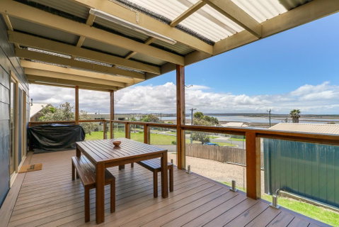 Outlook Views - Perths Hotel 2