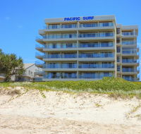 Pacific Surf Absolute Beachfront Apartments - Perths Hotel