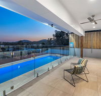 Panoramic Views Villa Birdwood Terrace 4 Bedroms - Toowong - Perths Hotel