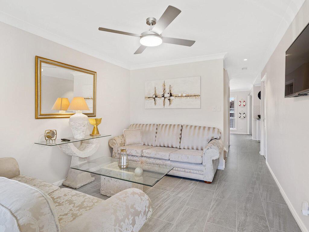 Fingal Bay NSW Perths Hotel