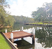 Paradise on the Water - Perths Hotel