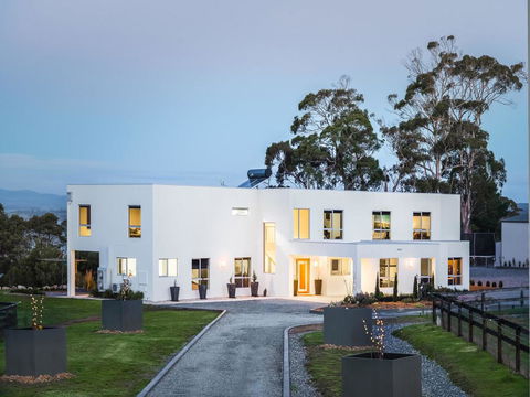 Paradise Point - Tamar Valley 14 Persons Residence With Pool - Perths Hotel 1