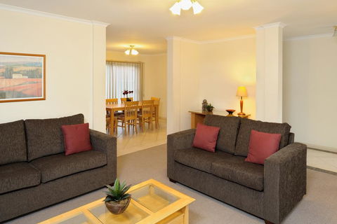 Park Avenue - Forest Hill - Perths Hotel 0