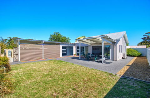 Parker Eco House - Perths Hotel 0