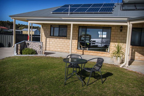 Pelican Perch Retreat - Perths Hotel 2