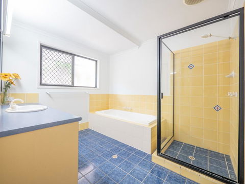 Perindi Chase 21, Currimundi - Perths Hotel 1
