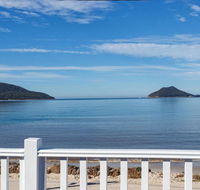 Pet Friendly - Exceptional Beachside Location - Perths Hotel