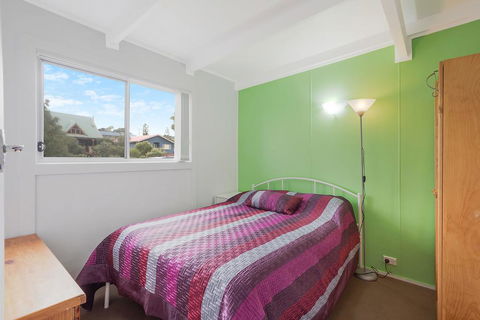 Pet-friendly Beach House @ Kianga - Perths Hotel 1
