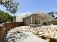 Book Point Lookout Accommodation Vacations Perths Hotel Perths Hotel