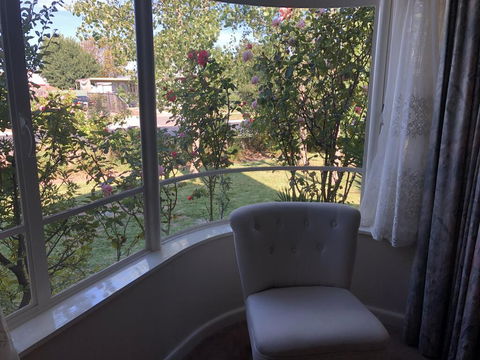 Pleasant View - Perths Hotel 2