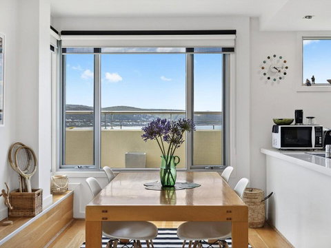 POINT GREY APARTMENT ONE - VIEWPOINT - Perths Hotel 3