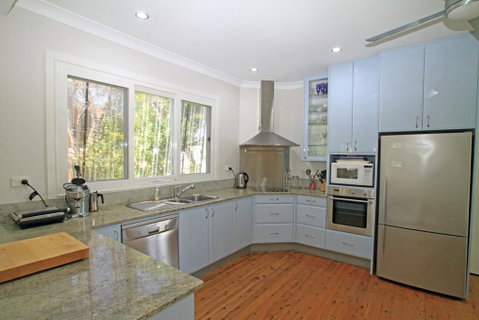 Pope's Beach House Getaway - Perths Hotel 2