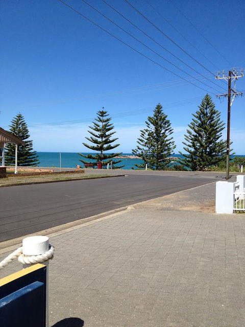 Port Elliot Beachcomber - Perths Hotel 3