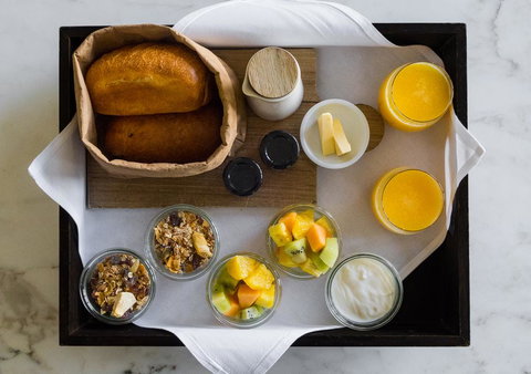 Port Phillip Estate - Perths Hotel 1