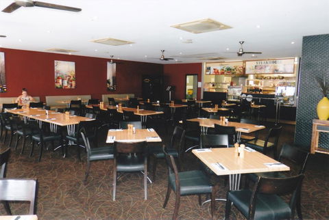 PRECINCT HOTEL GLADSTONE - Perths Hotel 3