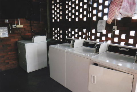 PRECINCT HOTEL GLADSTONE - Perths Hotel 1