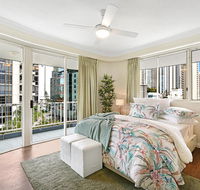 Private Apartment  Surfers Mayfair - Perths Hotel