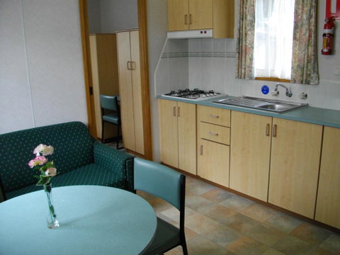 Prom Central Caravan Park - Perths Hotel 0
