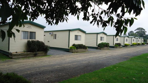 Prom Central Caravan Park - Perths Hotel 1