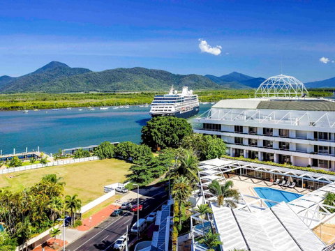 Pullman Reef Hotel Casino - Perths Hotel 1