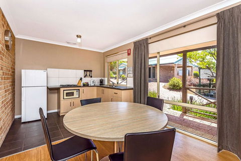 Quality Apartments Banksia Gardens - Perths Hotel 0