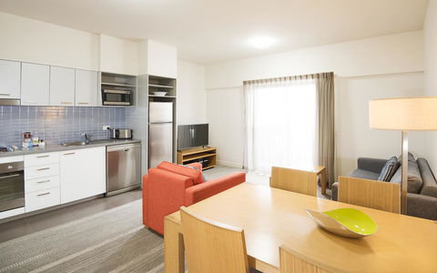Quest Mackay - Perths Hotel 1