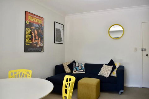 Quiet 1 Bedroom Flat In Concord - Perths Hotel 0