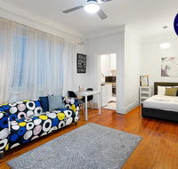 Quiet Art Deco - Cafe Central - Perths Hotel