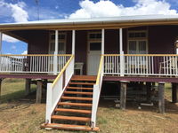 Book Maclagan Accommodation Vacations Perths Hotel Perths Hotel