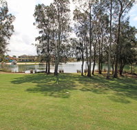 Ray of Sunshine - Waterfront Reserve - Perths Hotel