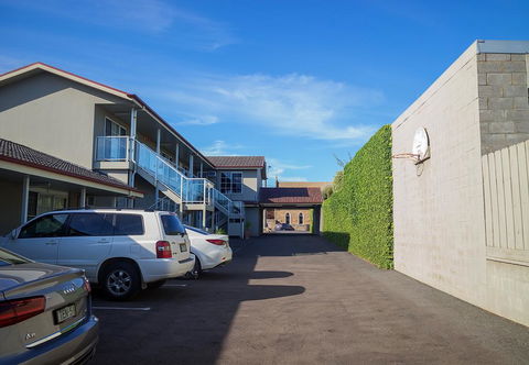 Redwood Manor Motel Apartments - Perths Hotel 2