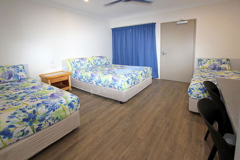 Reef Gardens Motel - Perths Hotel 0
