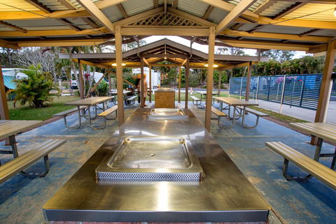 Reflections Holiday Parks Ferry Reserve - Perths Hotel 1