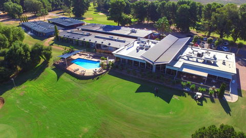 Renmark Country Club - Perths Hotel 0