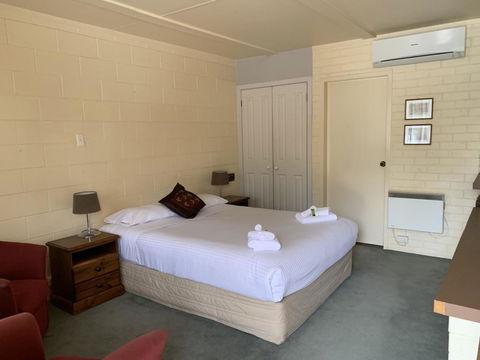 Robertson Country Motel - Perths Hotel 1