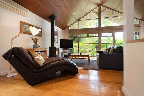 Romantic Treehouse Getaway - Perths Hotel 0