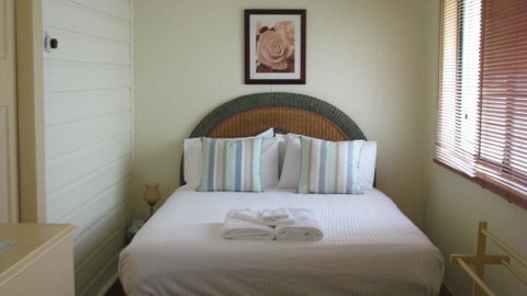 Rose Cottage Hunter Valley - Perths Hotel 1