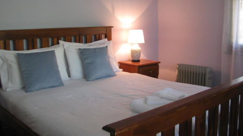 Rose Cottage Hunter Valley - Perths Hotel 3