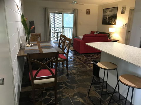 Royal Palm Cottage, Entire Two Bedroom 2 Bathroom House With Pool - Perths Hotel 1