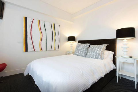 Rubys Room With A View @ Potts Point - Perths Hotel 2