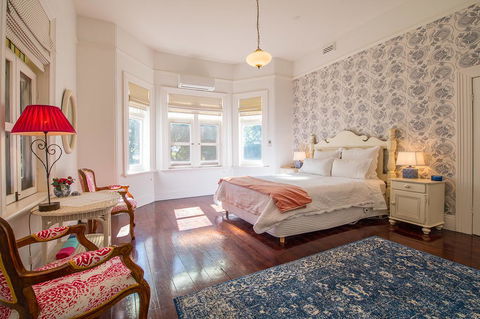 Russley Rural Retreat - Perths Hotel 1