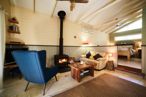 Rustic Spirit - Perths Hotel 1