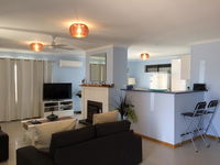 Book Kingscote Accommodation Vacations Perths Hotel Perths Hotel