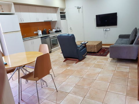 Samson Beach Chalets - Perths Hotel 2