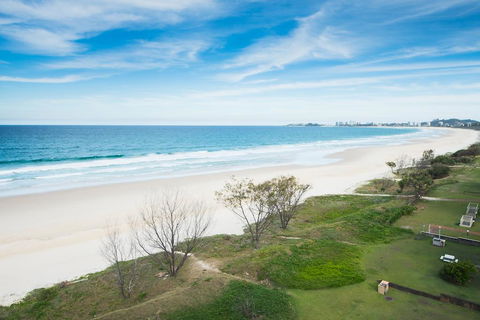 San Simeon Beachfront Apartments Tugun - Perths Hotel 0
