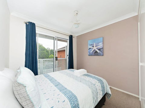 Sanctuary @ Fingal Bay - Perths Hotel 2